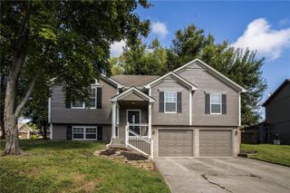 3625 NW ANCHOR Court, Blue Springs, MO 64015