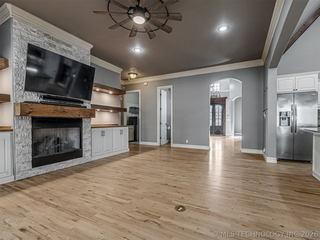 10524 S 91st East Avenue, Tulsa, OK 74133