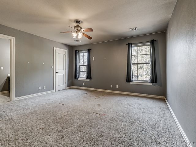 10524 S 91st East Avenue, Tulsa, OK 74133