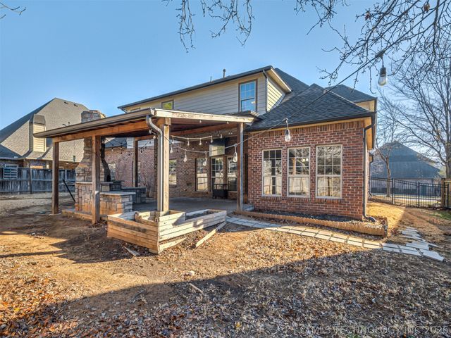10524 S 91st East Avenue, Tulsa, OK 74133