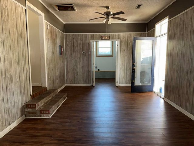 104 Ruth Circle, Cowarts, AL 36321