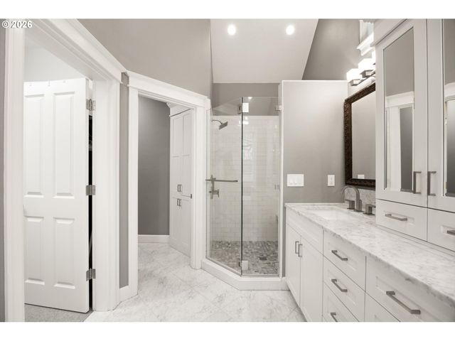 4112 Sw 58TH Ave, Portland, OR 97221