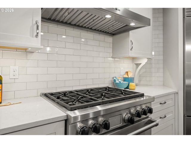 4112 Sw 58TH Ave, Portland, OR 97221