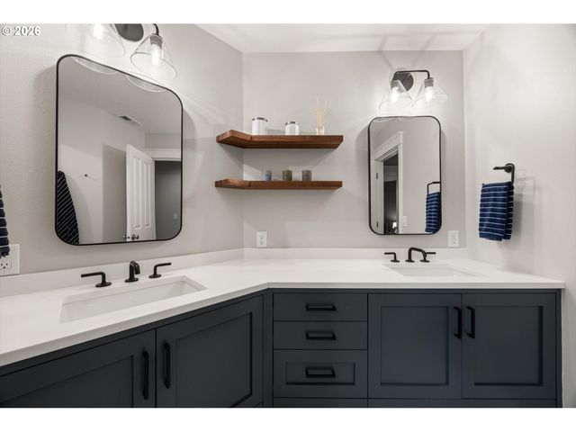 4112 Sw 58TH Ave, Portland, OR 97221