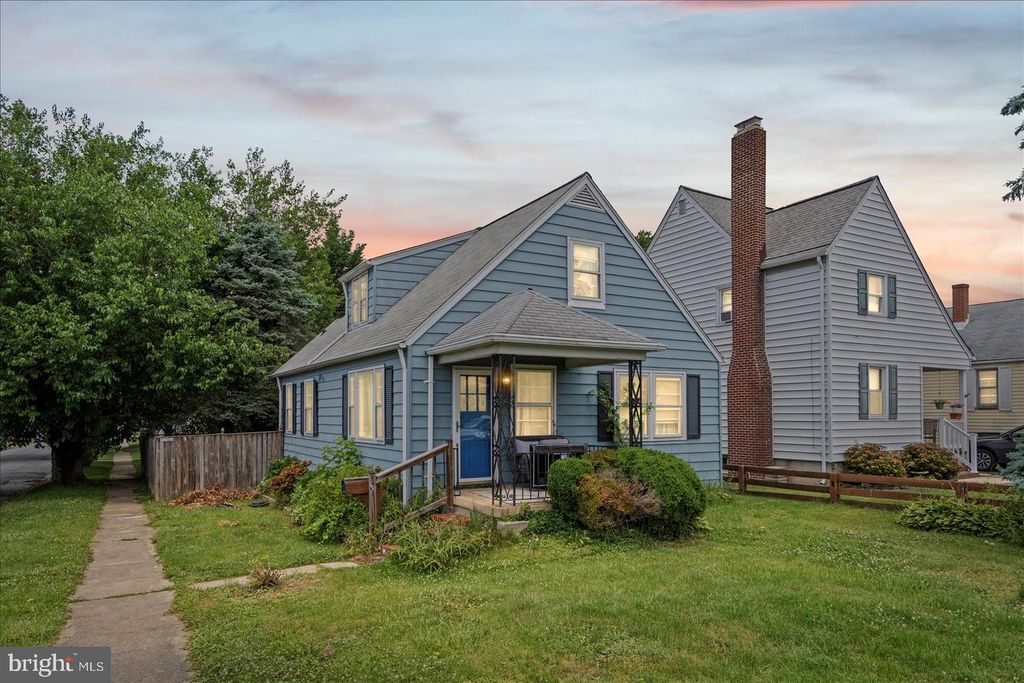 7600 PARK DR, Parkville, MD 21234