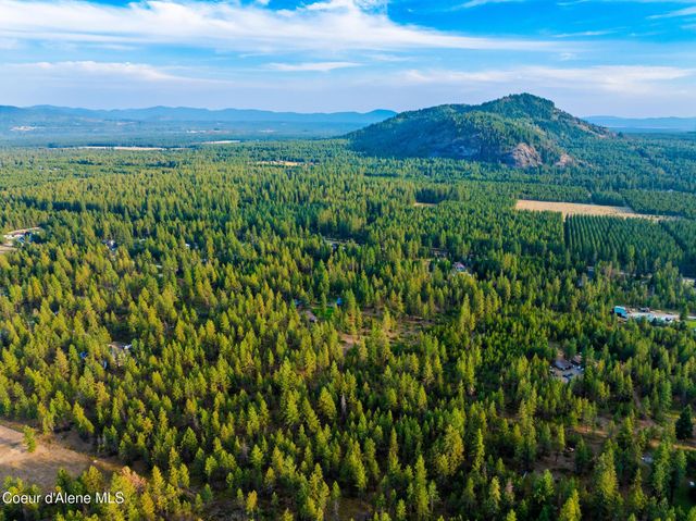 2609 W SEASONS RD, Athol, ID 83801