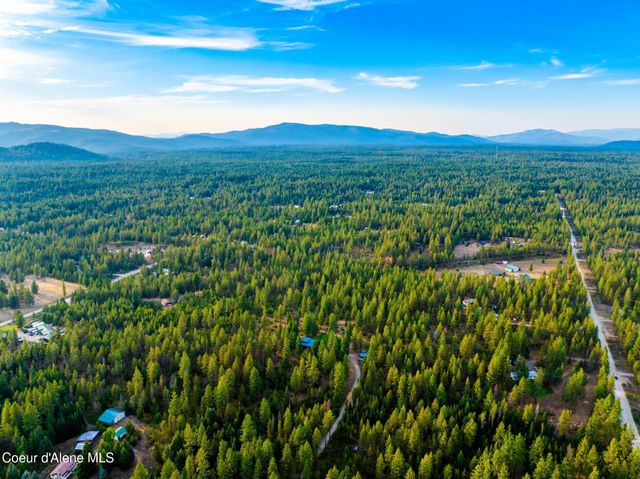 2609 W SEASONS RD, Athol, ID 83801