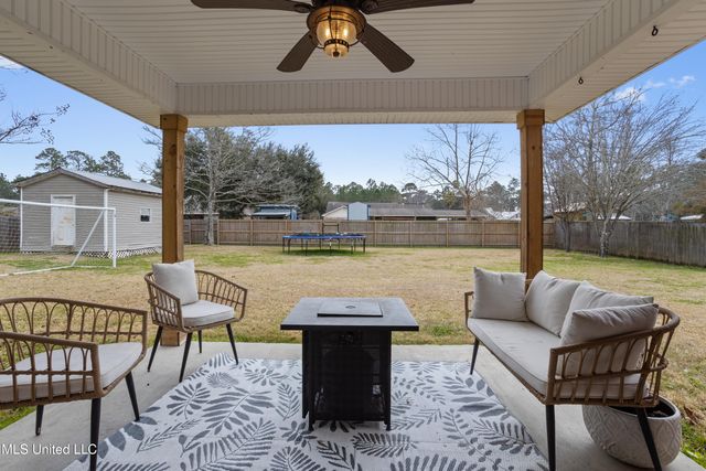 1118 Grove Street, Waveland, MS 39576