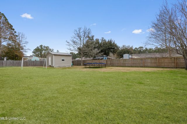 1118 Grove Street, Waveland, MS 39576