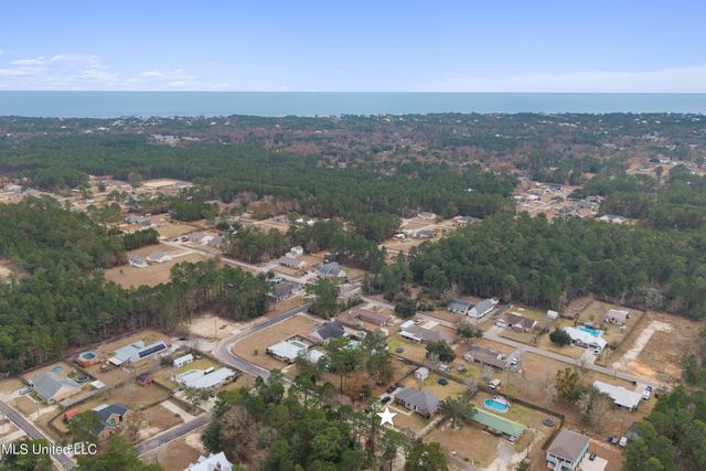 1118 Grove Street, Waveland, MS 39576