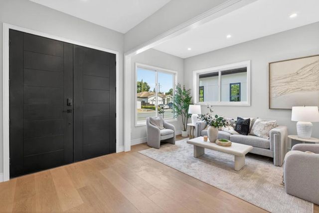 10201 Sterling Boulevard, Cupertino, CA 95014