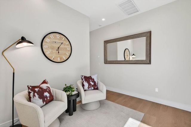 10201 Sterling Boulevard, Cupertino, CA 95014