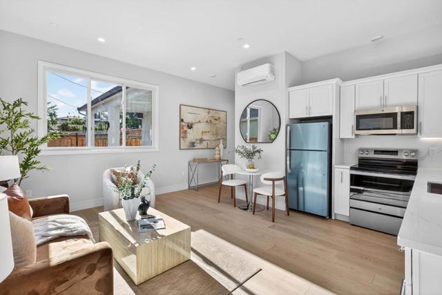 10201 Sterling Boulevard, Cupertino, CA 95014