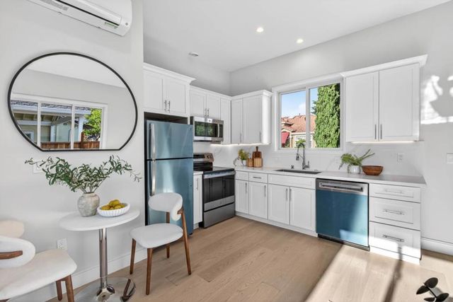 10201 Sterling Boulevard, Cupertino, CA 95014