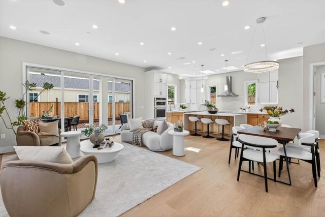 10201 Sterling Boulevard, Cupertino, CA 95014