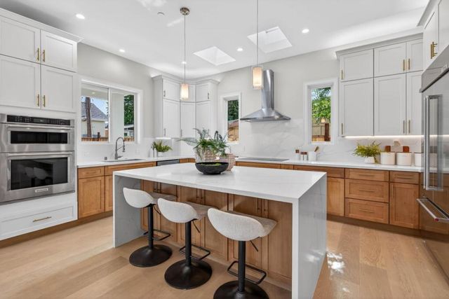 10201 Sterling Boulevard, Cupertino, CA 95014