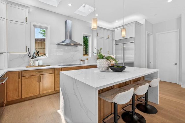10201 Sterling Boulevard, Cupertino, CA 95014