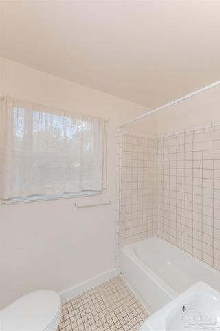 4513 Guerlain Way, Pensacola, FL 32505