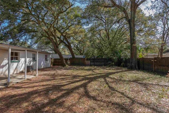 4513 Guerlain Way, Pensacola, FL 32505