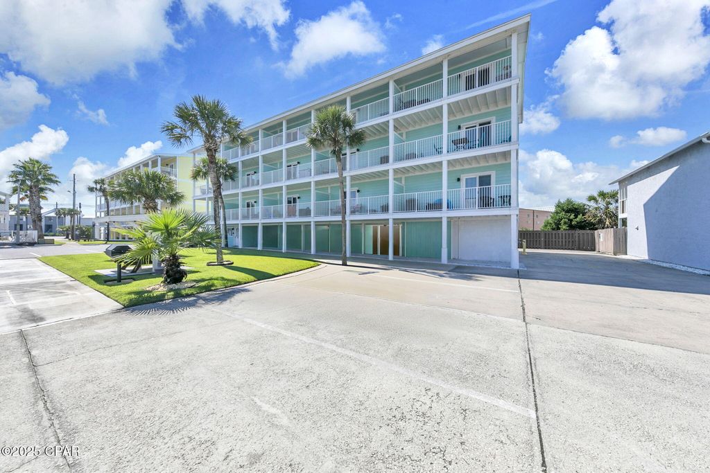 Image 2 of property listing at 17214 Front Beach 10, Panama City Beach, FL 32413