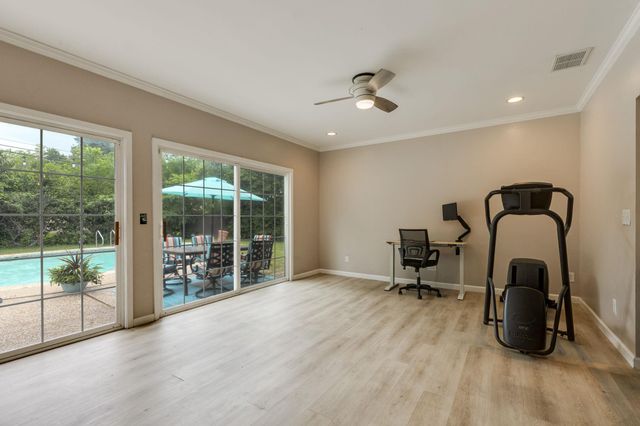 3002 Stardust DR, Austin, TX 78757