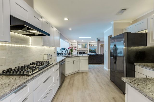 3002 Stardust DR, Austin, TX 78757