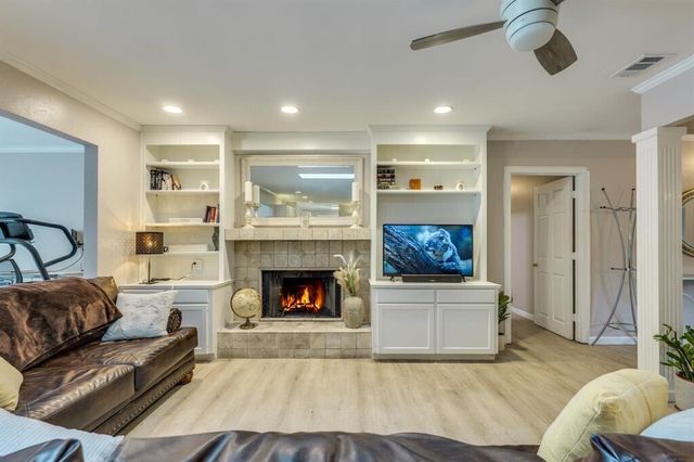 3002 Stardust DR, Austin, TX 78757