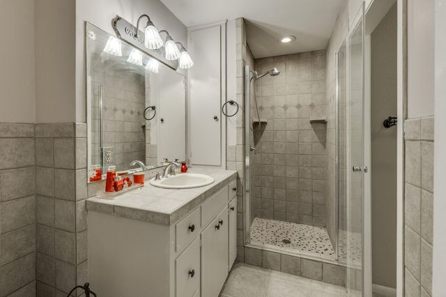 3002 Stardust DR, Austin, TX 78757