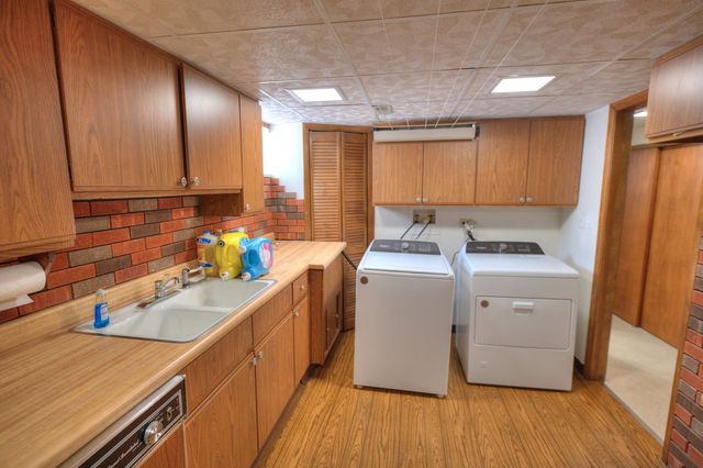 2435 Wood Street, River Grove, IL 60171