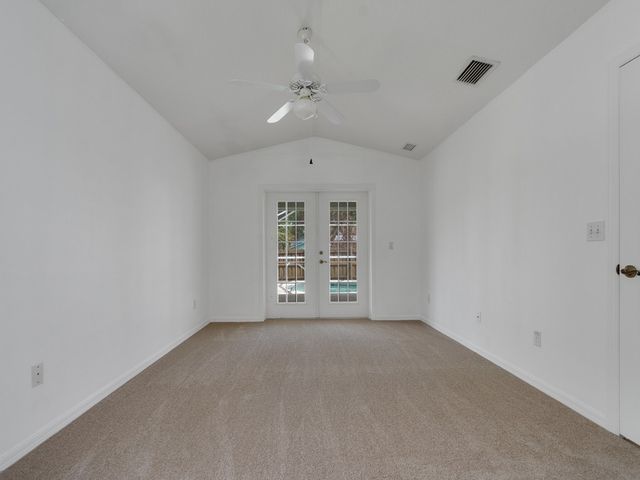 9084 102nd Avenue, Vero Beach, FL 32967