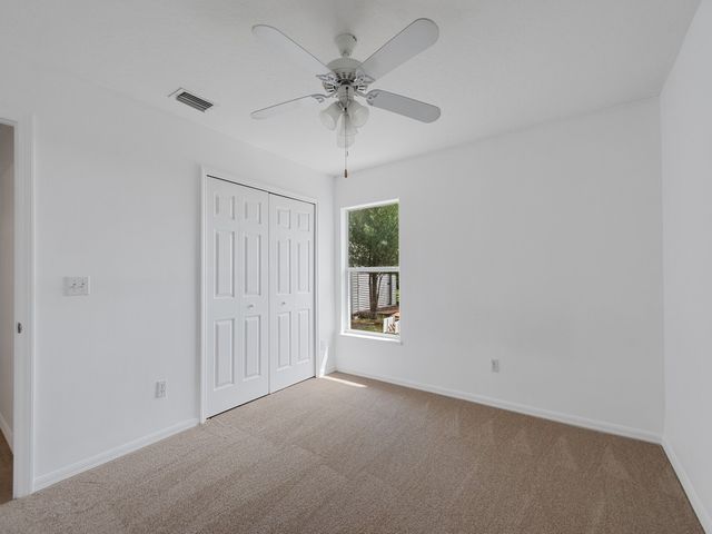 9084 102nd Avenue, Vero Beach, FL 32967