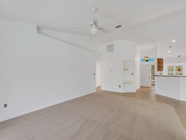 9084 102nd Avenue, Vero Beach, FL 32967