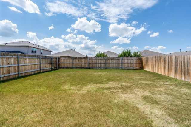 195 Coralbean DR, Kyle, TX 78640