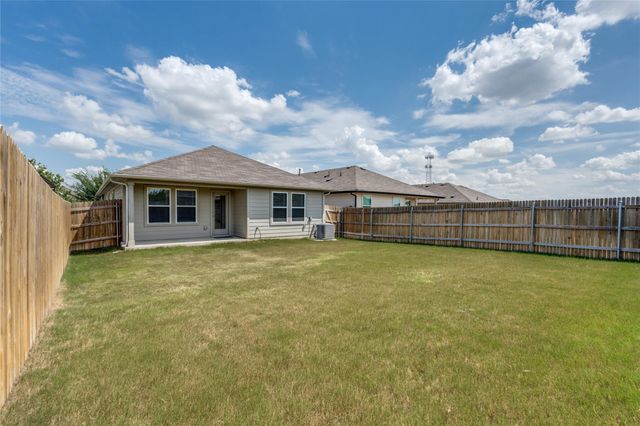195 Coralbean DR, Kyle, TX 78640