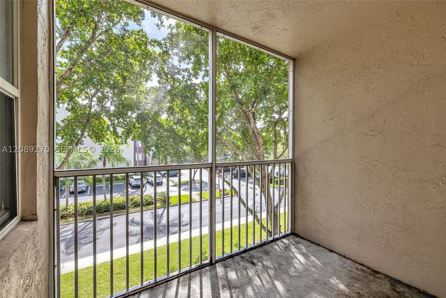 7775 Trent Dr 308, Tamarac, FL 33321