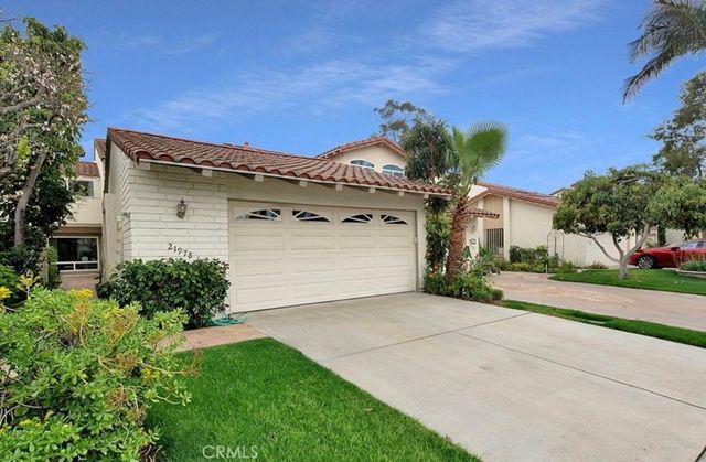 21978 Cayuga, Lake Forest, CA 92630