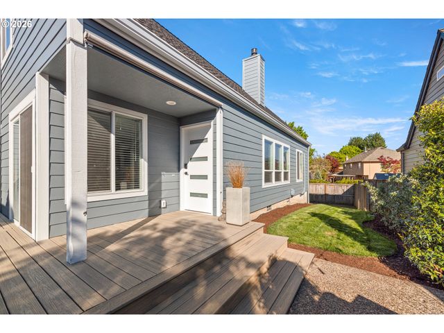 10920 Sw SUMMER LAKE Dr, Portland, OR 97223