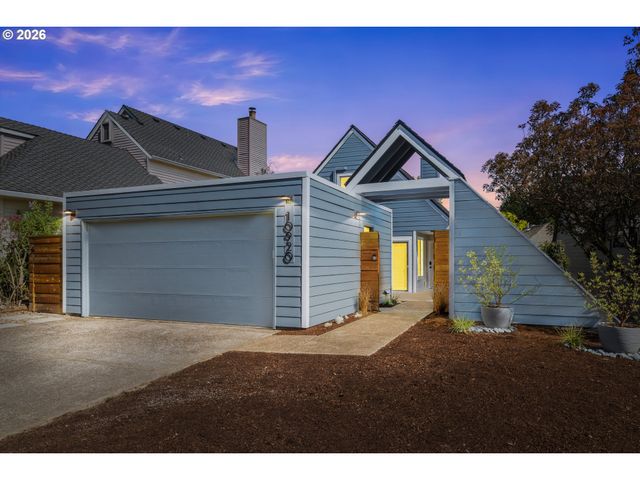 10920 Sw SUMMER LAKE Dr, Portland, OR 97223