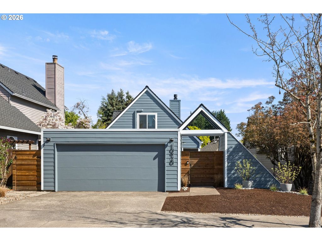 10920 Sw SUMMER LAKE Dr, Portland, OR 97223