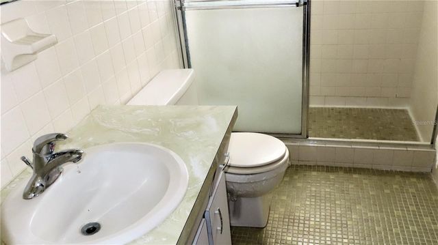 2457 ECUADORIAN WAY 85, Clearwater, FL 33763