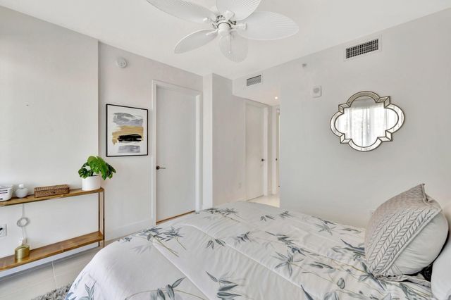 612 Bayshore Drive 301, Fort Lauderdale, FL 33304