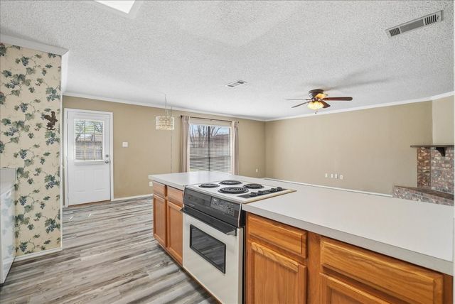 4901 Ward Drive, The Colony, TX 75056