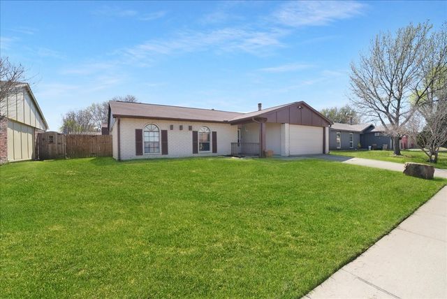 4901 Ward Drive, The Colony, TX 75056