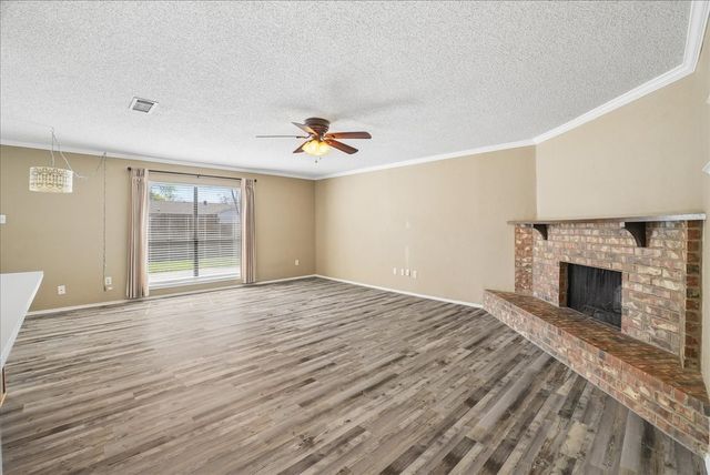 4901 Ward Drive, The Colony, TX 75056