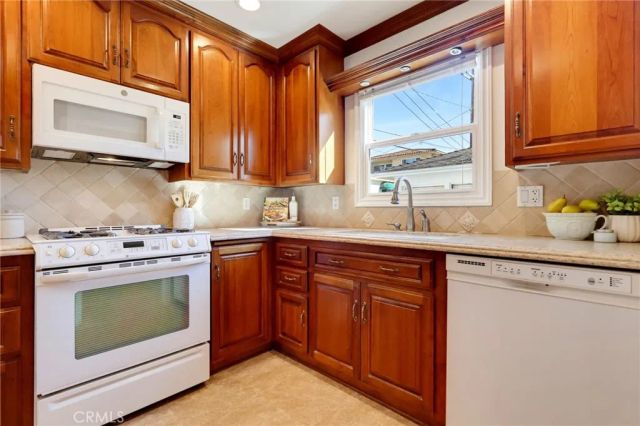 1129 W 9th Street, San Pedro, CA 90731