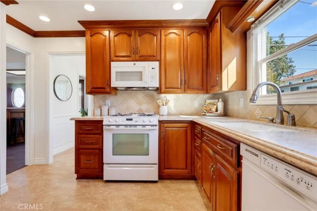 1129 W 9th Street, San Pedro, CA 90731