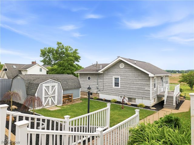 32616 Wooddale Drive, Lisbon, OH 44432