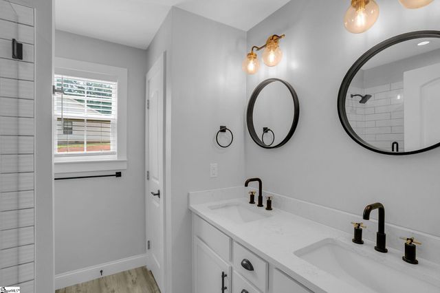 27 Carriage Drive, Greer, SC 29651