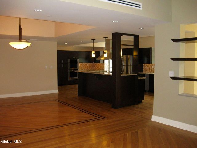 14 Talford Place UNIT 1, Saratoga Springs, NY 12866