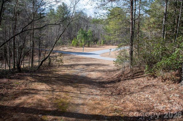 5515 Narrow Guage Drive 22, Collettsville, NC 28611